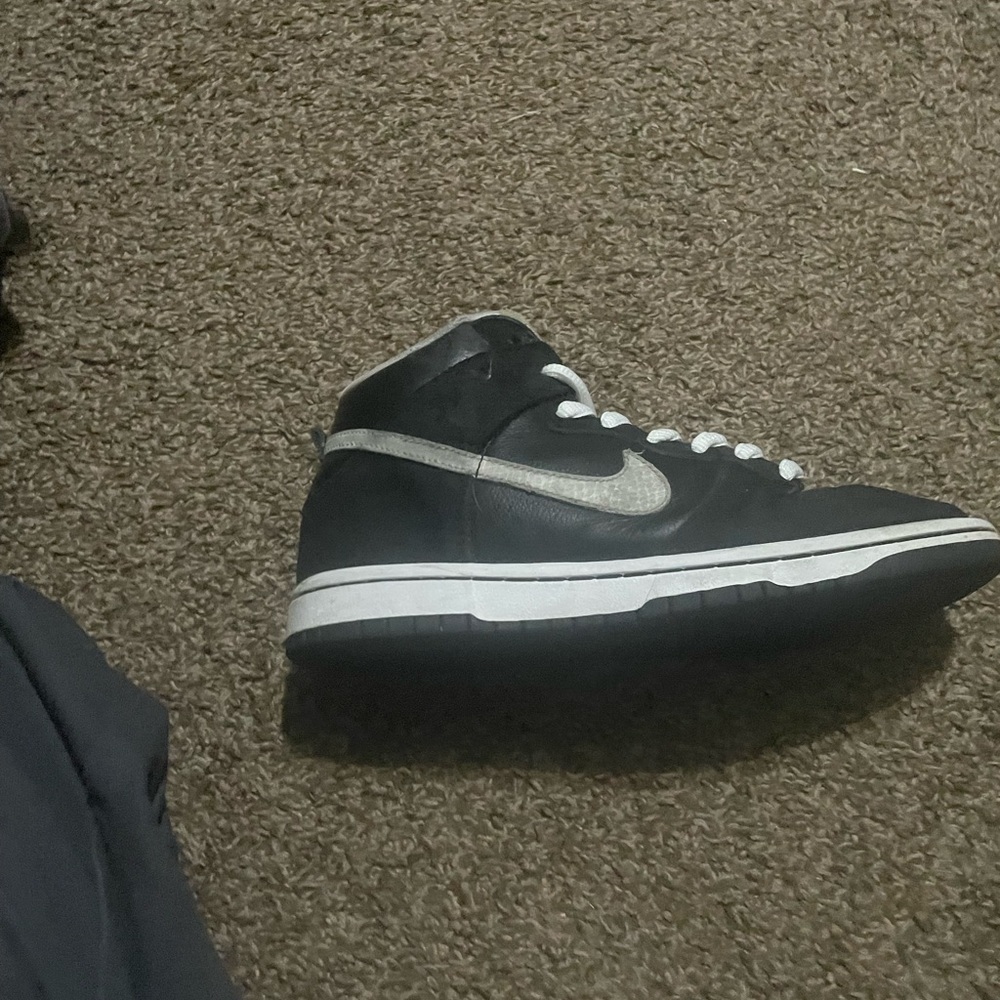 Nike SB Dunk Hi Venom Black - Picture 8 of 9